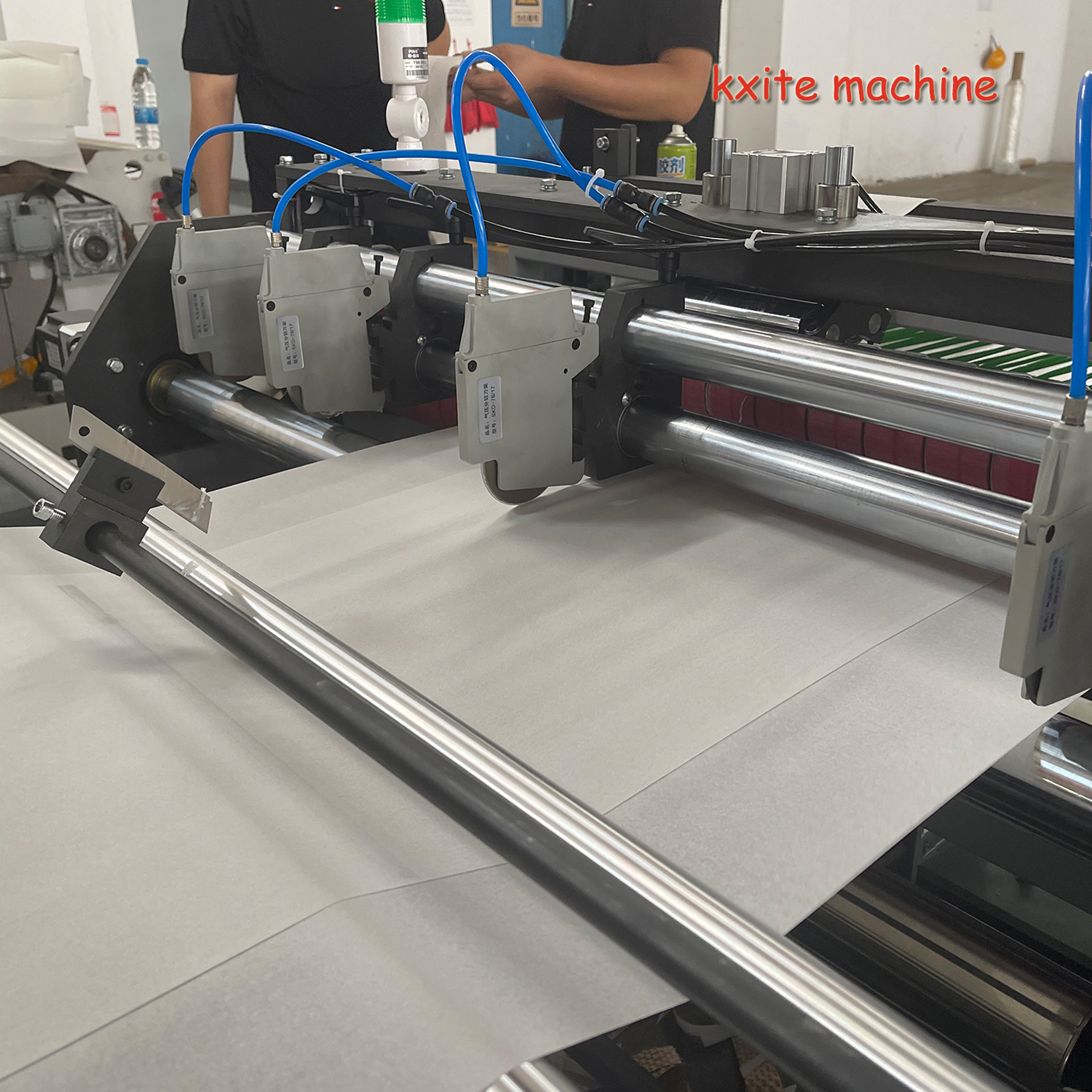 Eco-Friendly Compostable Custom Logo Printed Clothes Garment Packing Glassine Waxed Paper Bag Making Machine