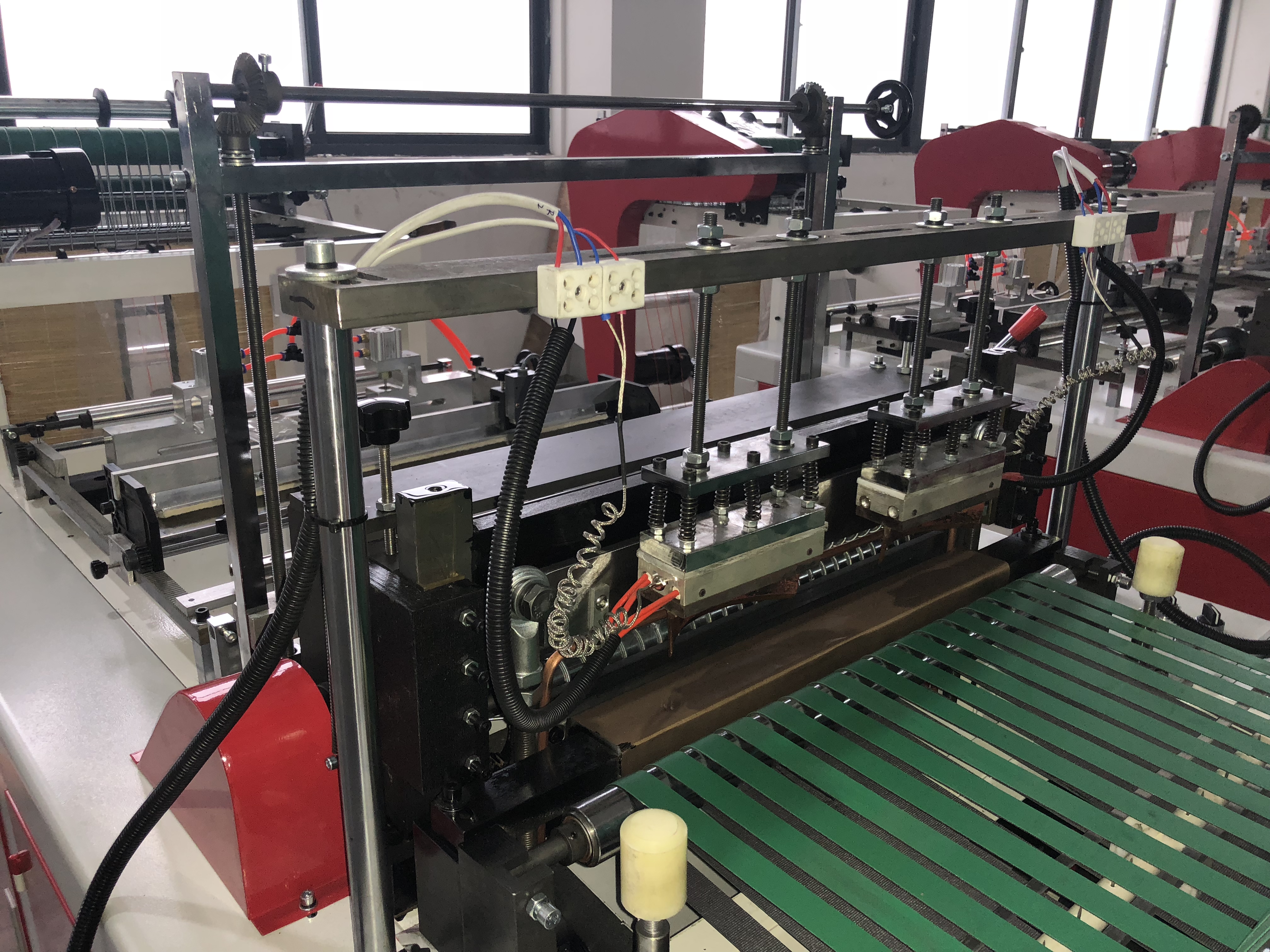 Computerized Double Line Pvc Film ARC Bag Making Machine